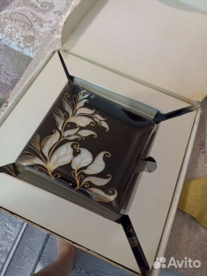 Набор тарелок новый фирма 