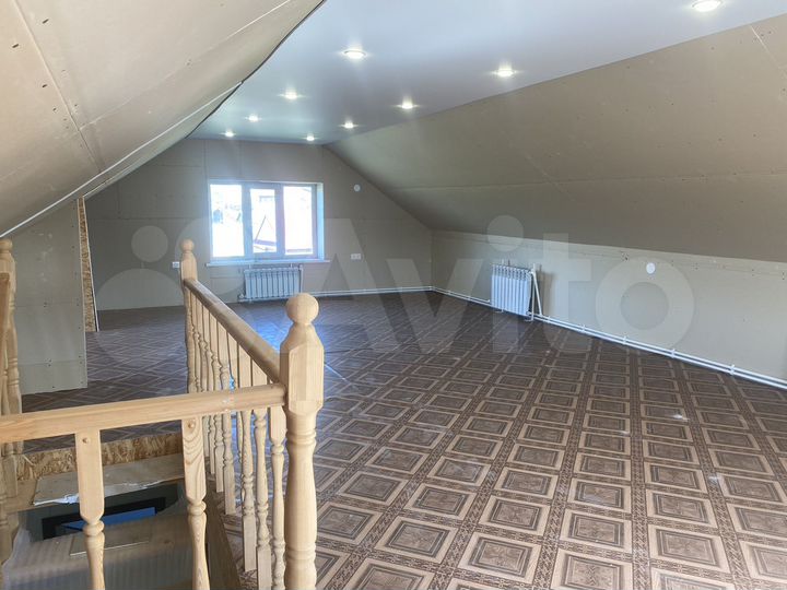 Дом 93,8 м² на участке 8 сот.