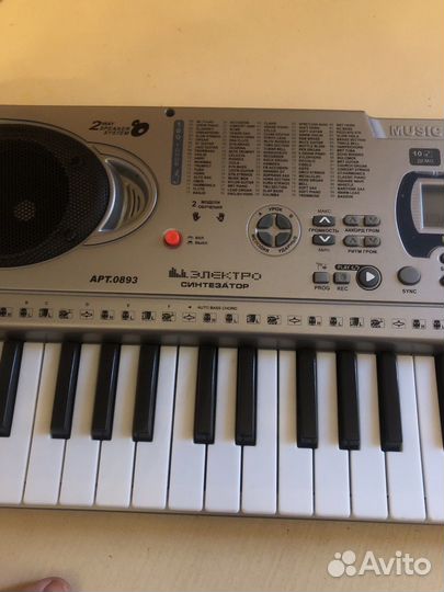 Синтезатор