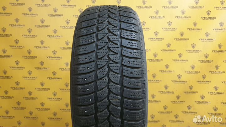 Tigar Sigura Stud 205/55 R16 94T