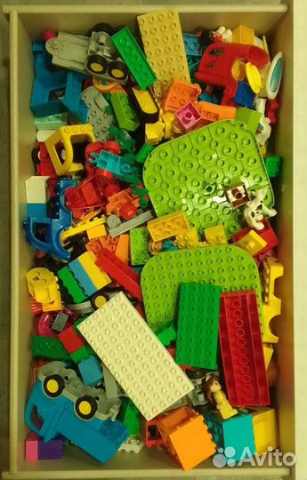 Lego duplo 450 деталей и пластина