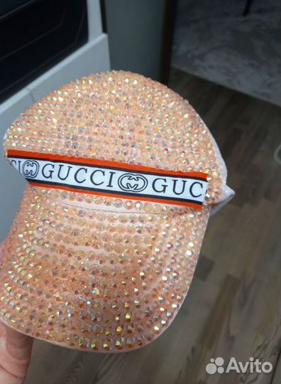 Кепка Gucci со стразами