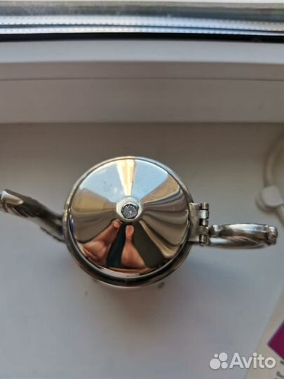 Красивый заварочный чайник