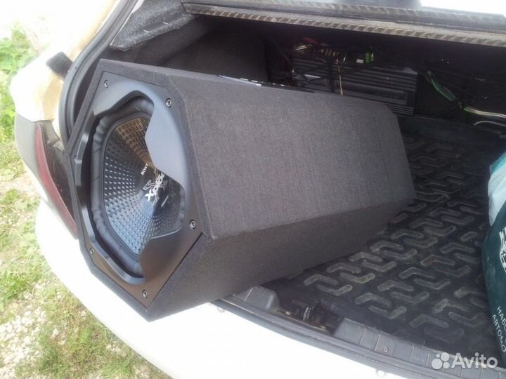 Сабвуфер Sony xplod 1350w + усилитель