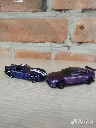 Hot wheels машинки