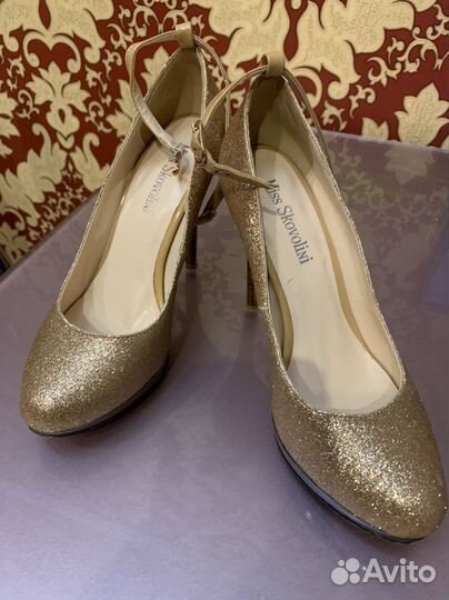 Туфли праздничные 35 размер
