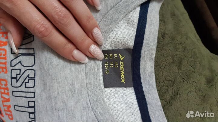 Рубашки, свитера на мальчика