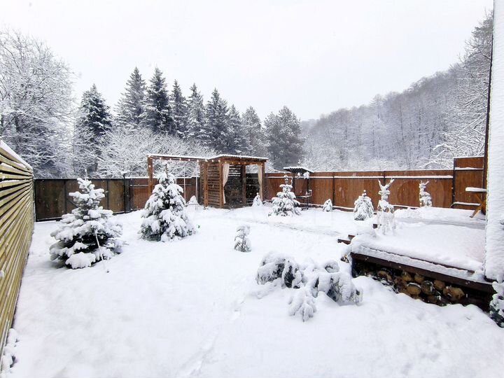 Дом 42 м² на участке 3 сот.