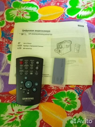 Цифровая видеокамера samsung