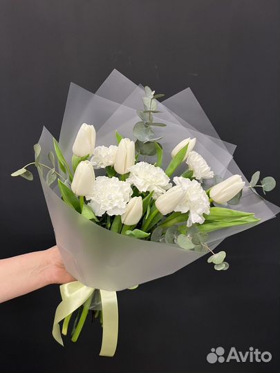 Букет цветы на 8 марта