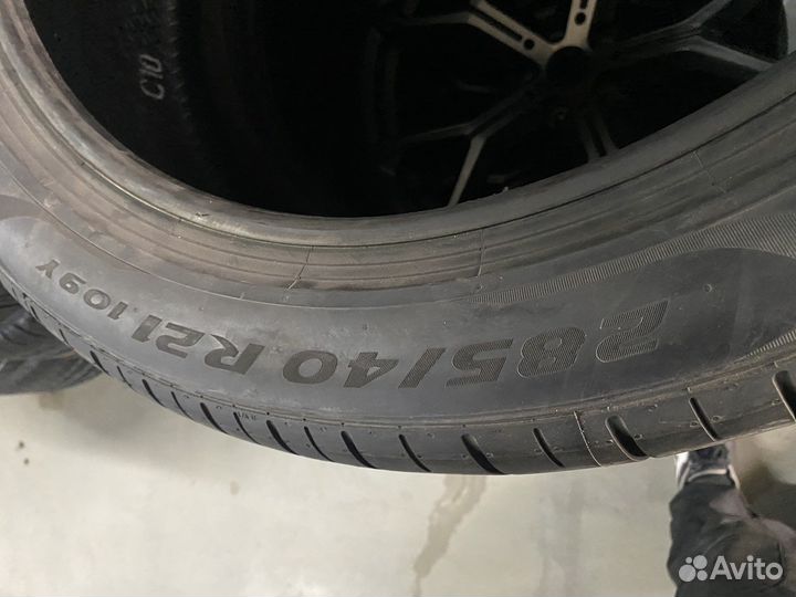Pirelli P Zero PZ4 285/40 R21 109Y