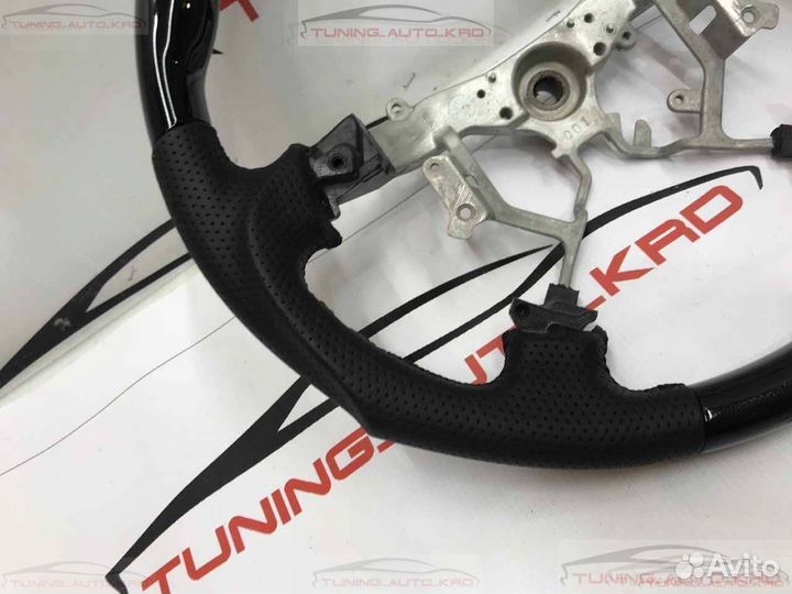 Руль Toyota Land Cruiser 200 Sport Design T0972