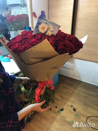 Розы 75 см красные эквадор
