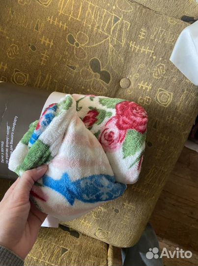 Пледы и покрывало