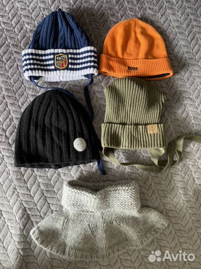 Шапки и манишка