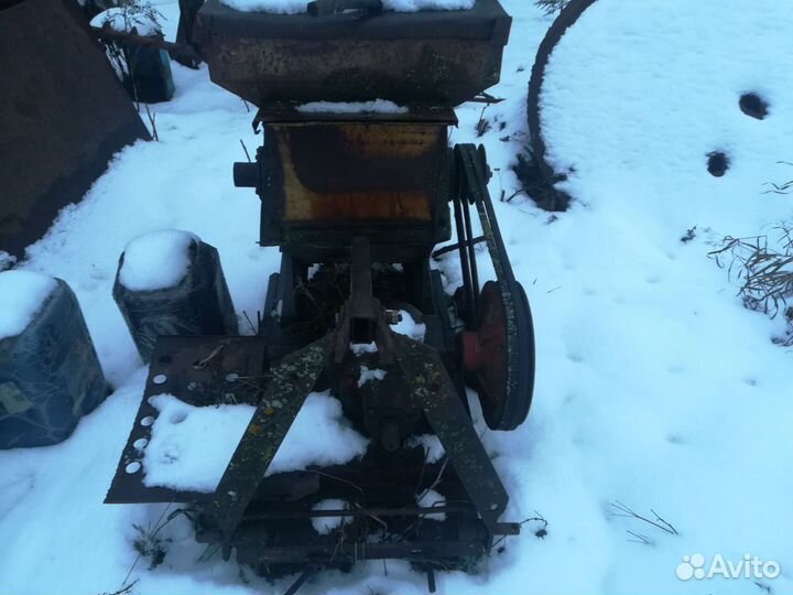 Зернодробилка дку