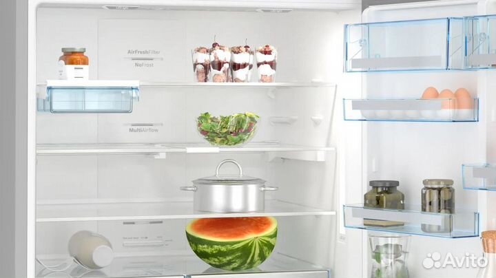 Холодильник Bosch KGN86AW32U белый в наличии