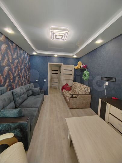 2-к. квартира, 50 м², 1/9 эт.