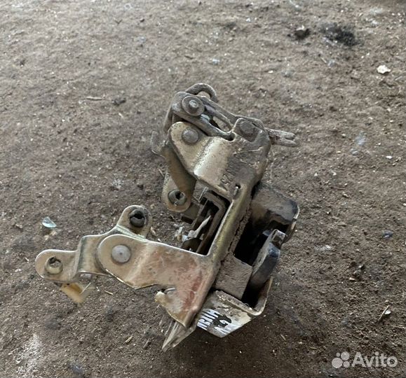 Замок двери задней левой Daewoo Nexia 1995-2016