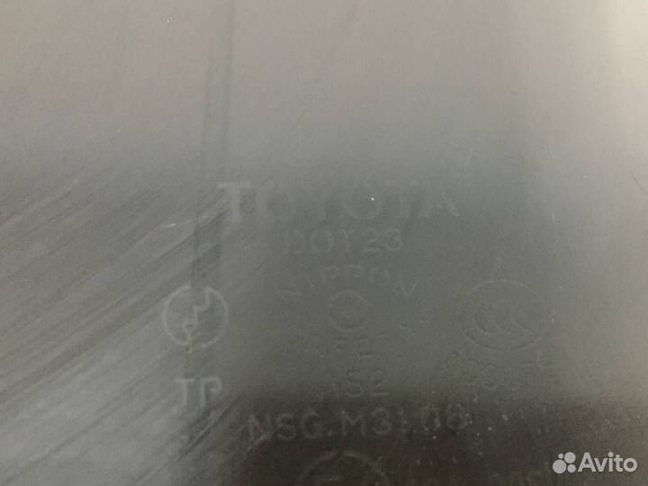 Стекло двери задней левой Toyota Corolla E120 2001