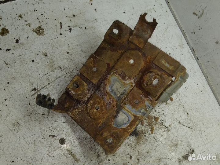 Подставка под акб LADA Granta fl