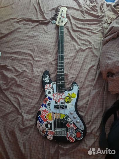 Бас гитара Stagg B300 BK