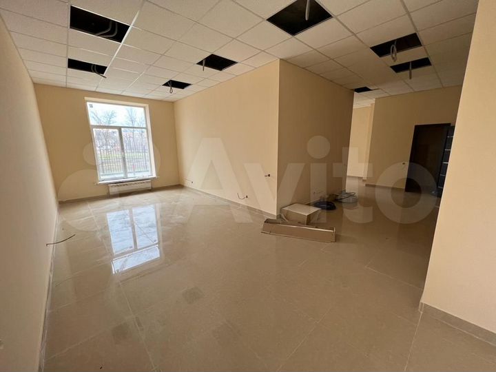 Офис на 1 этаже с ремонтом, 82,5 м2