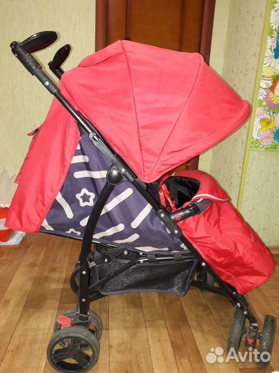Прогулочная коляска трость