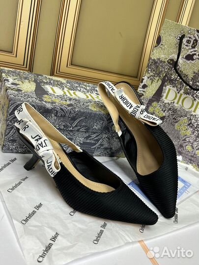 Туфли Christian Dior женские