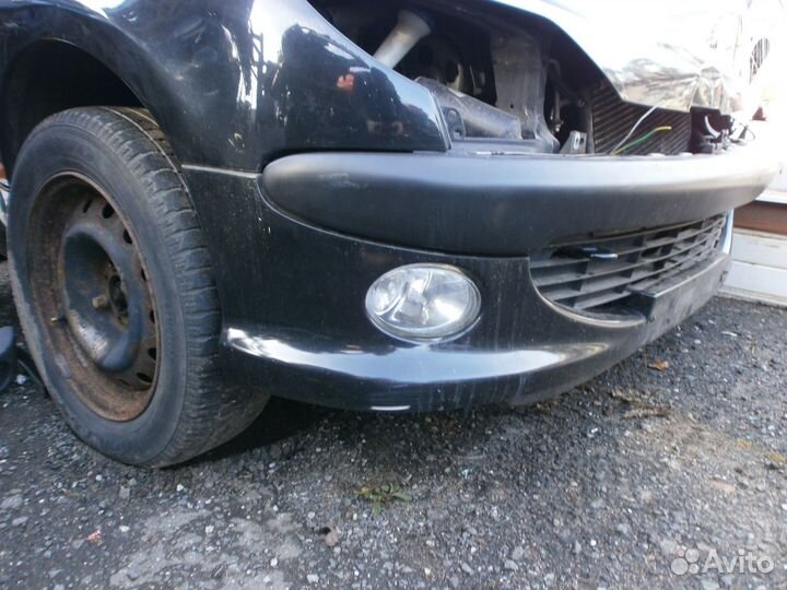 Бампер передний Peugeot 206 CC 2002г
