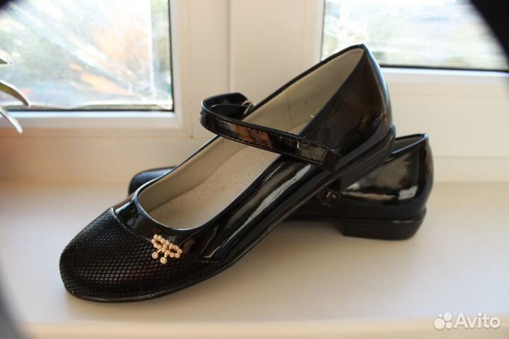 Туфли школьные для девочки