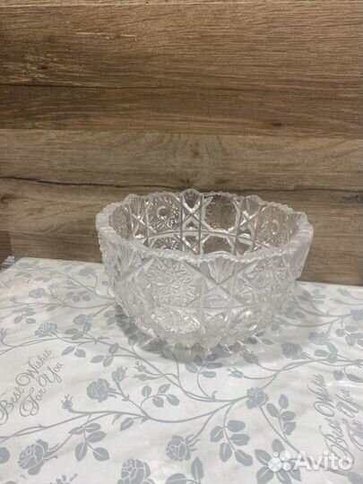 Хрустальная конфетница