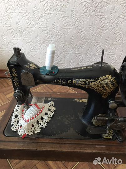 Швейная машина Singer
