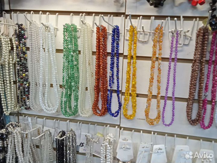 Бусы из натуральных камней