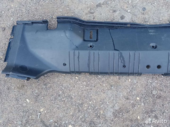 Накладка багажника BMW E46