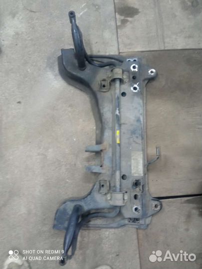 Передняя балка подрамник Ford fusion fiesta