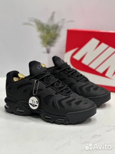 Кроссовки Nike Air Max Tn Plus