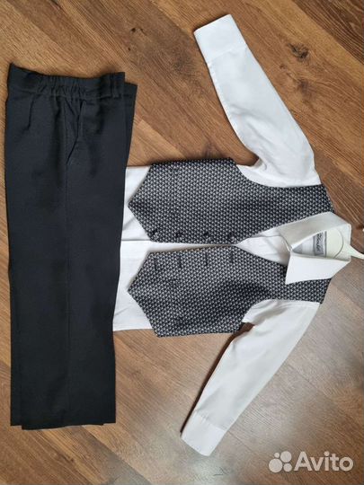 Костюм тройка для мальчика