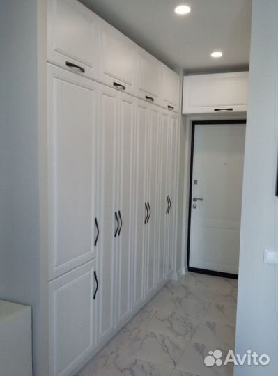 Шкаф распашной