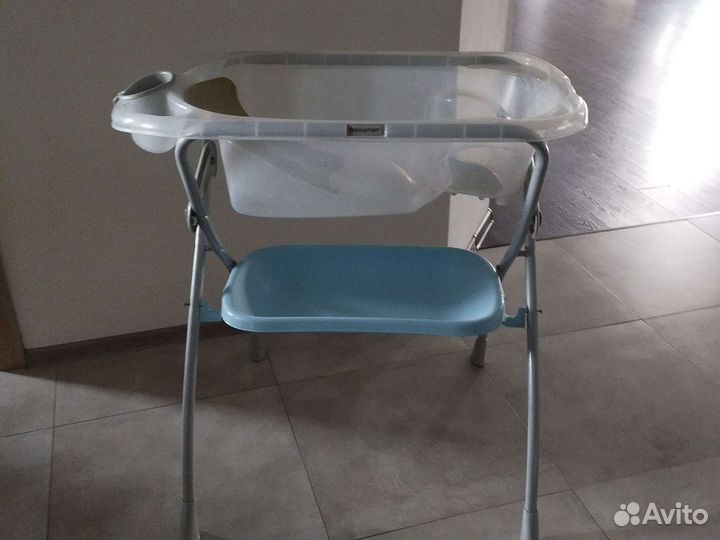 Ванночка с подставкой