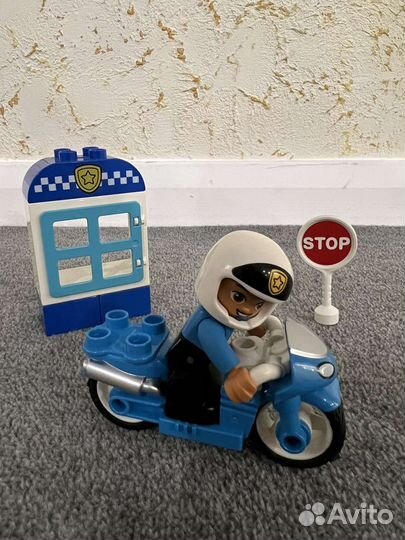Lego duplo town полицейский мотоцикл 10900 (дупло)
