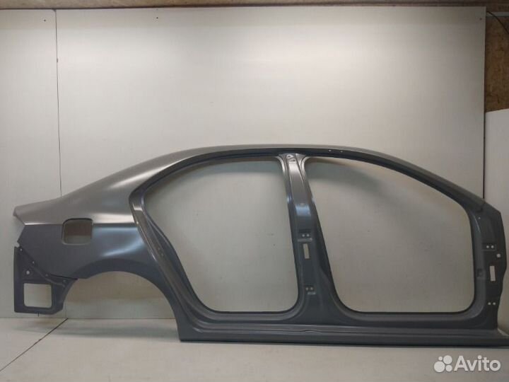 Боковина правая Skoda Rapid (2020-2023)