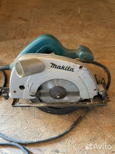 Дисковая пила makita5604R