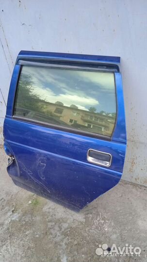 Задняя дверь ваз 2111