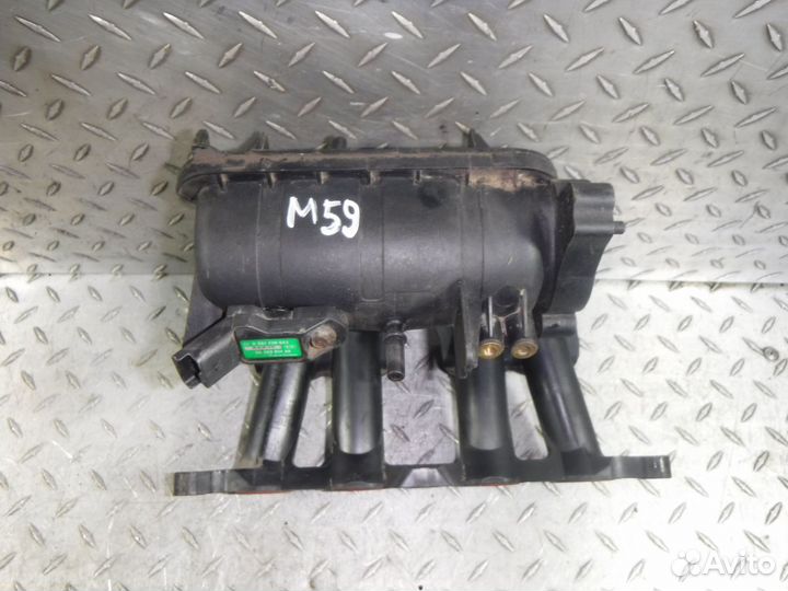 Впускной коллектор Peugeot Partner M59