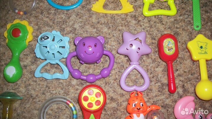 Игрушки погремушки и прочие