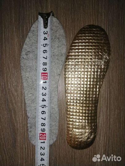 Футбольные бутсы р.32