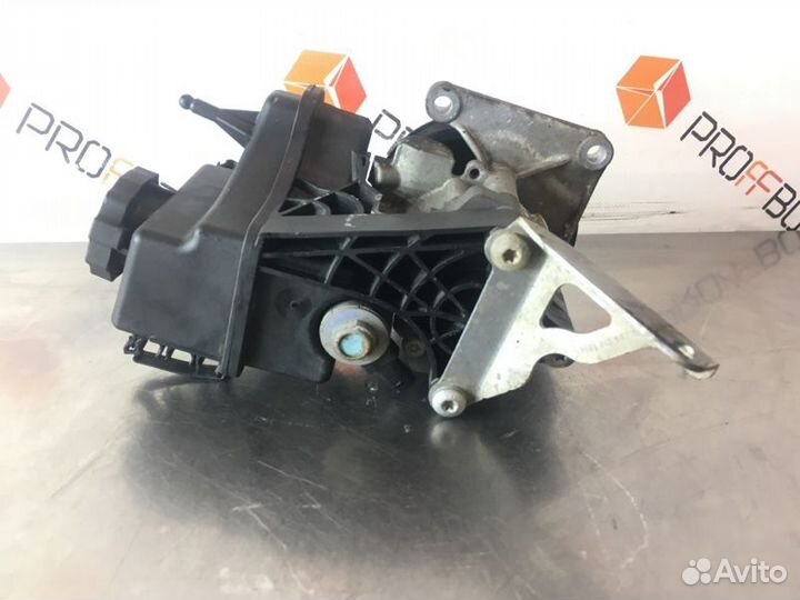 Насос гидроусилителя руля Mercedes C-Class W204