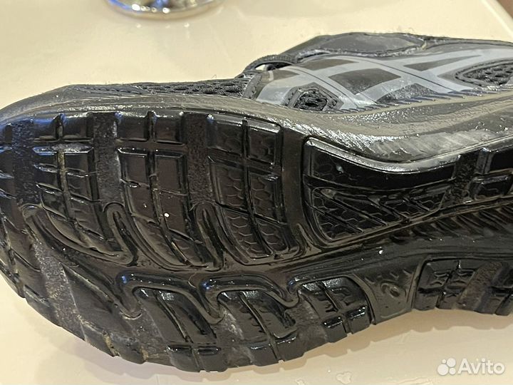 Детские кроссовки для мальчика asics