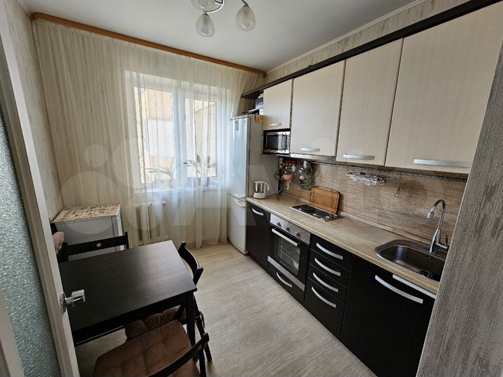 3-к. квартира, 60 м², 6/12 эт.
